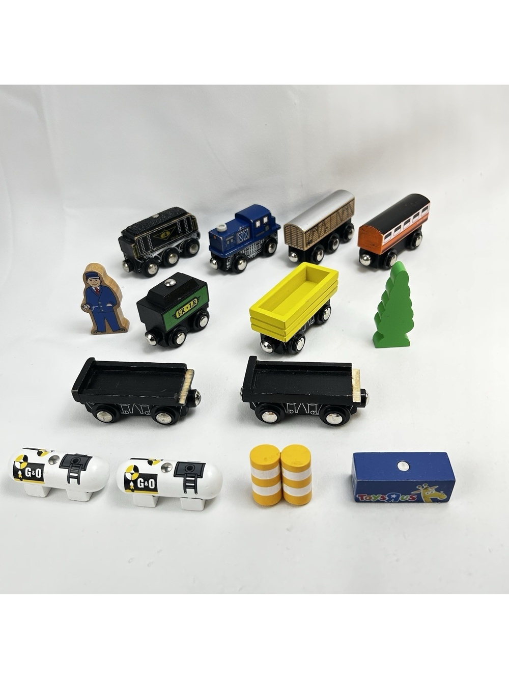 Brio Compatible Wooden Trains Toys R Us Imaginarium **Read**